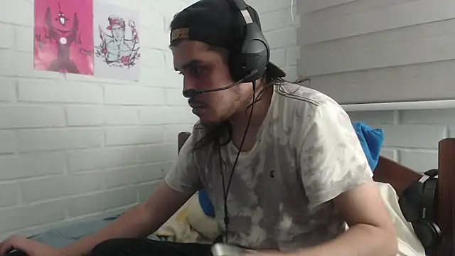 hung weeb online show from February 13, 2025, 2:45 am