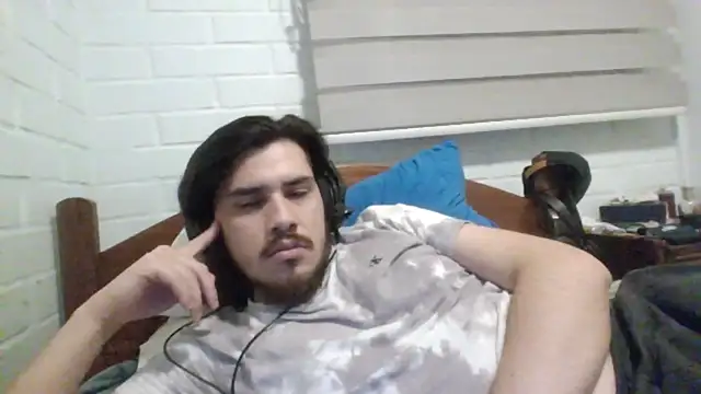 hung weeb online show from December 24, 2024, 3:38 am