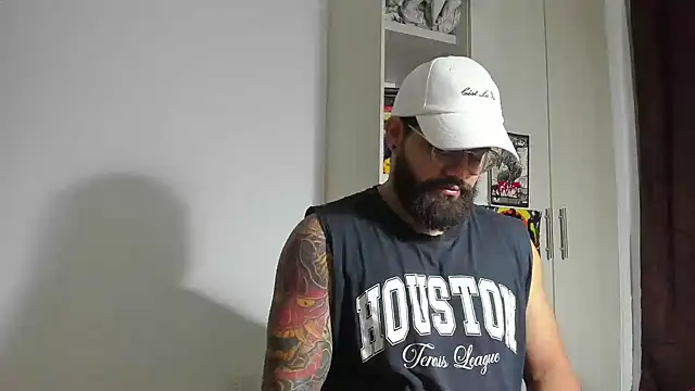 Snapshot of _Coddygold_ chatting on April 30, 2026, 11:06 am Coddygold online show from April 30, 2026, 11:06 am