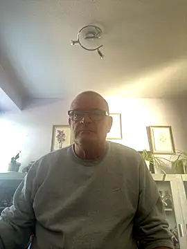 Garry831 online show from September 22, 2025, 9:15 am