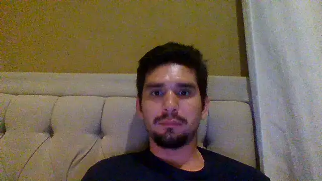 Tomthelong online show from November 15, 2025, 1:31 am