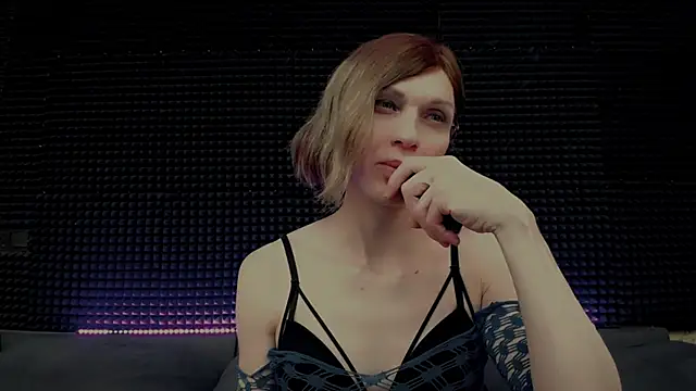 Snapshot of Hardy_Green chatting on February 22, 2026, 4:59 am Hardy Green online show from February 22, 2026, 4:59 am