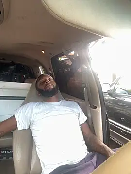 Chocolate Droppa online show from September 14, 2025, 4:29 pm