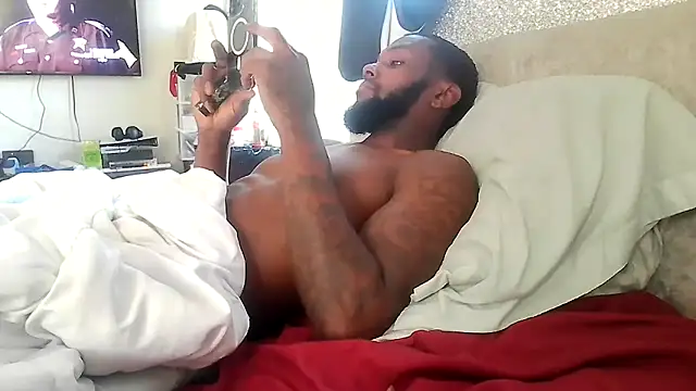 Chocolate Droppa online show from October 6, 2025, 8:42 pm