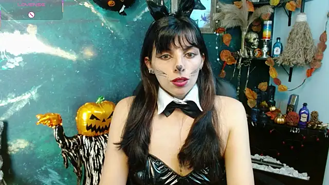 Snapshot of julieth_sex1 chatting on October 23, 2025, 5:28 am julieth sex1 online show from October 23, 2025, 5:28 am