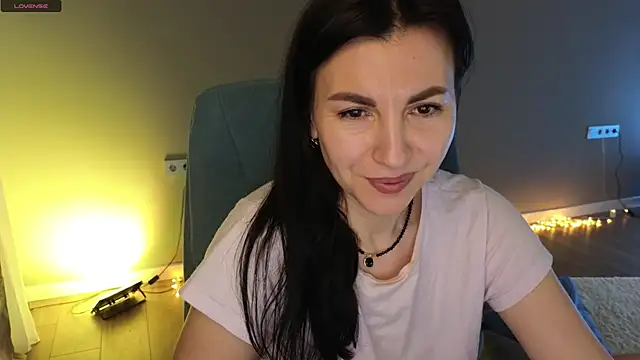 Mary love16 online show from February 13, 2025, 12:43 pm