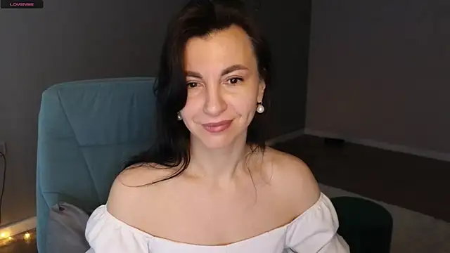 Mary love16 online show from March 5, 2025, 10:00 am