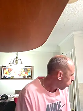 Snapshot of tjreptiles@xh chatting on January 15, 2026, 2:20 pm tjreptilesxh online show from January 15, 2026, 2:20 pm