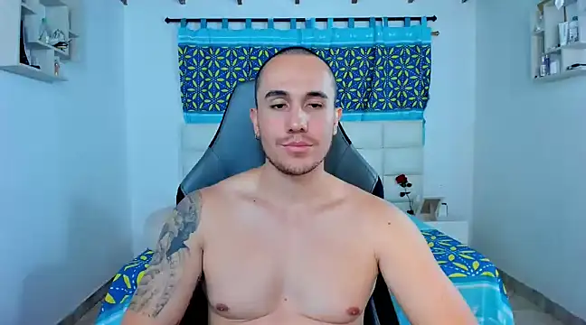 juan  jimenez online show from February 13, 2025, 2:12 am