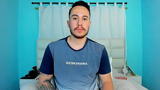 juan  jimenez online show from December 17, 2025, 10:04 pm