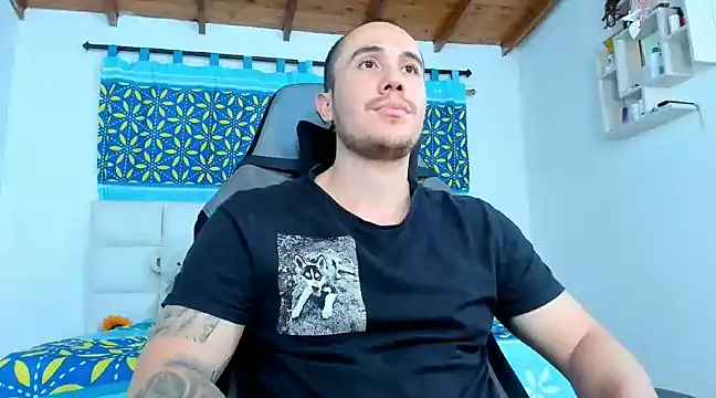 juan  jimenez online show from February 21, 2025, 1:33 am