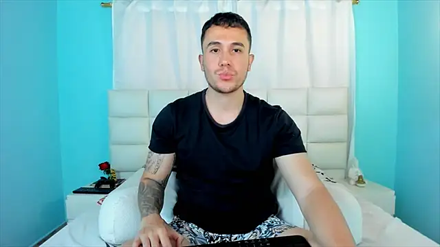 juan  jimenez online show from September 8, 2025, 10:09 pm