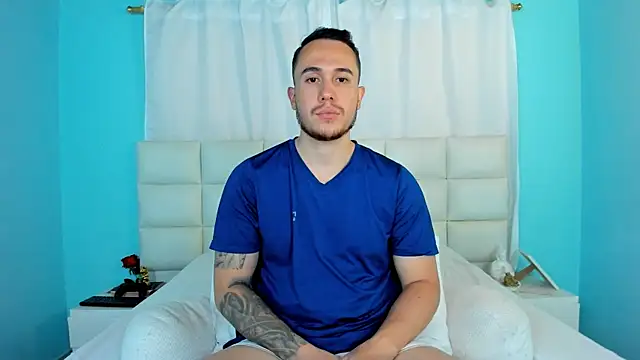 juan  jimenez online show from October 3, 2025, 6:09 pm