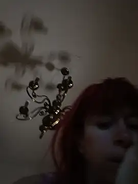 Snapshot of Annarella_Pika chatting on May 27, 2026, 1:51 pm Annarella Pika online show from May 27, 2026, 1:51 pm