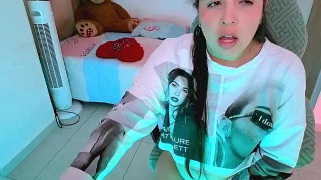  alicia z online show from April 10, 2026, 6:15 pm