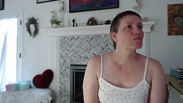 AuroraWillows online show from March 10, 2026, 2:32 pm