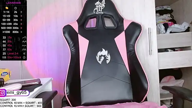 emilyn grey1 online show from September 15, 2025, 4:51 pm