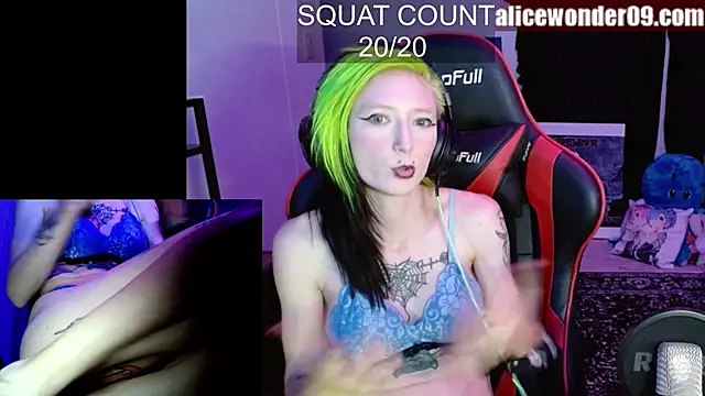 alicewonder09 online show from November 7, 2025, 5:01 am