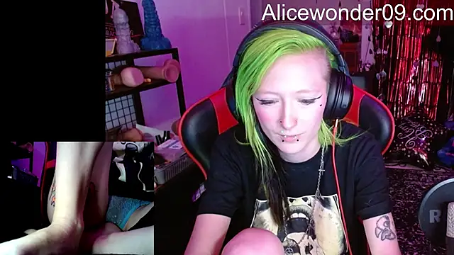 alicewonder09 online show from January 17, 2026, 5:11 am