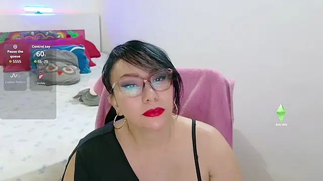 Snapshot of hottplay chatting on May 31, 2026, 12:27 am hottplay online show from May 31, 2026, 12:27 am