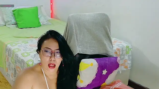 hottplay online show from March 12, 2026, 3:49 pm