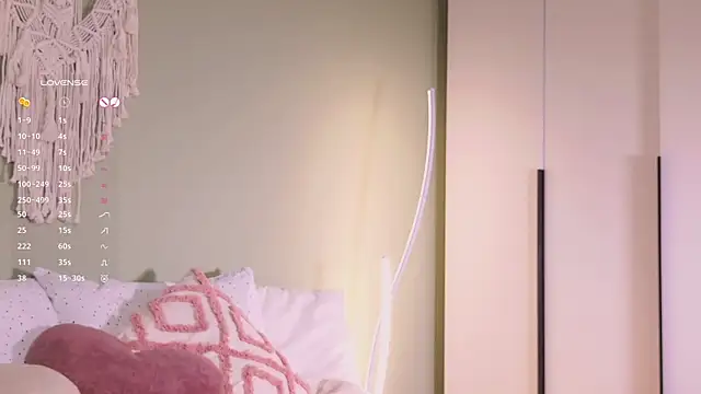 Rinas secret online show from November 8, 2025, 7:34 am