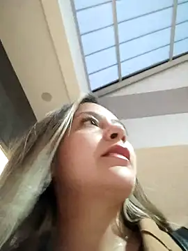 alana 69 online show from April 1, 2026, 11:01 pm