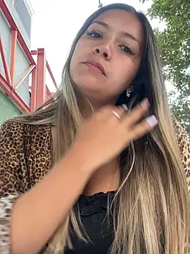 alana 69 online show from March 5, 2025, 8:00 pm