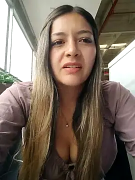 alana 69 online show from March 14, 2025, 3:25 pm