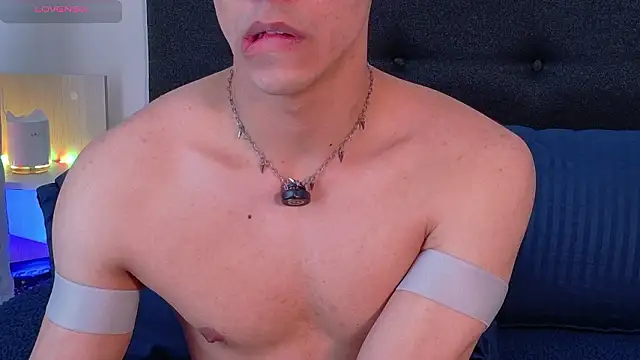 aodaboyyy online show from March 22, 2026, 1:23 pm