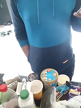 thebrownboi01 online show from February 9, 2026, 1:58 am