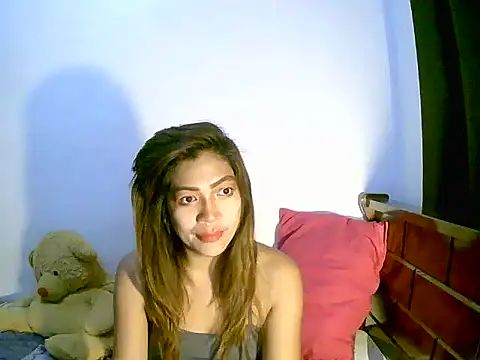 Snapshot of sweetvirginia01 chatting on January 15, 2026, 9:18 pm sweetvirginia01 online show from January 15, 2026, 9:18 pm