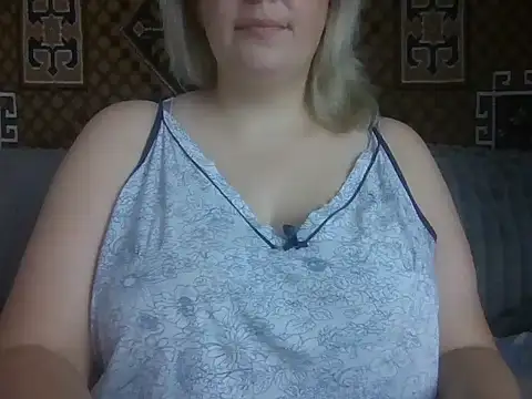 Diana Britt online show from October 1, 2025, 7:35 am