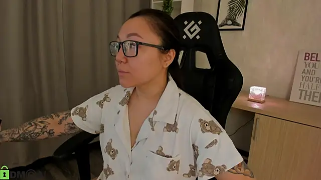 gentle muse online show from February 16, 2026, 12:09 am