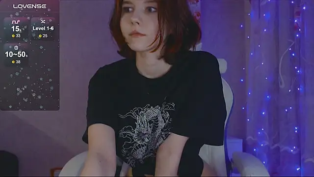 mslilunicorn online show from February 26, 2025, 7:21 pm