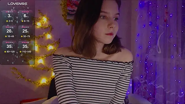 mslilunicorn online show from December 27, 2024, 6:53 pm