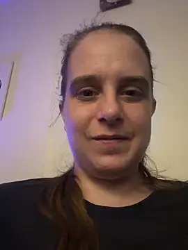 LadyChantale online show from April 10, 2026, 6:20 am