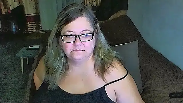 Snapshot of sex2 chatting on February 18, 2026, 9:00 pm sex2 online show from February 18, 2026, 9:00 pm