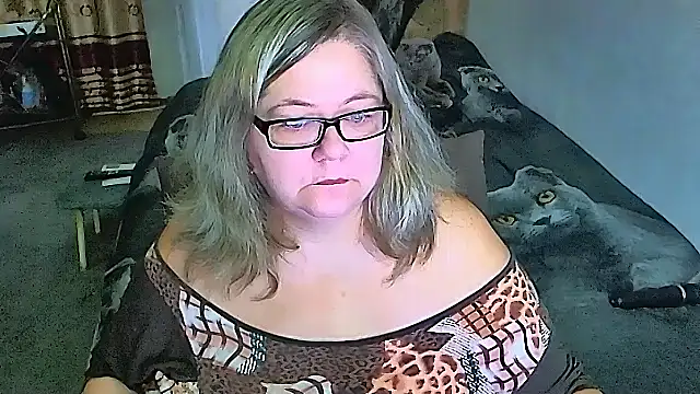 sex2 online show from October 17, 2025, 3:21 am