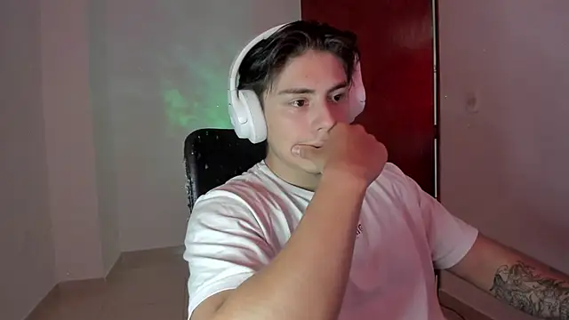 Giordano Russo online show from September 26, 2025, 6:48 pm