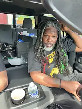 HaloRodeoLover2 online show from April 18, 2026, 7:58 pm