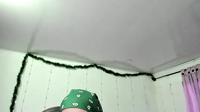 Ginger Sweetty online show from January 19, 2025, 11:10 pm