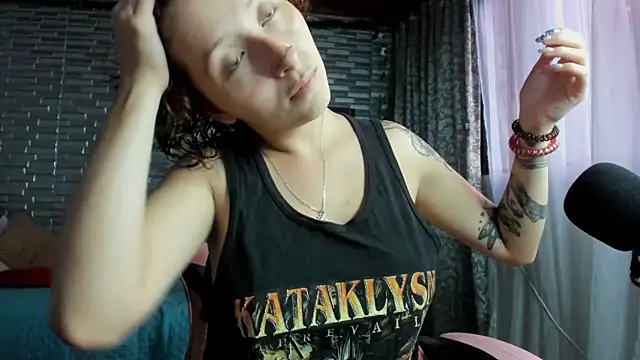 Ginger Sweetty online show from March 28, 2026, 11:17 pm