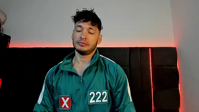 Snapshot of alejandro__2 chatting on February 4, 2026, 2:34 pm alejandro 2 online show from February 4, 2026, 2:34 pm