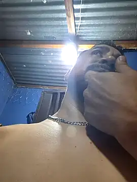 Eumanzor online show from April 7, 2026, 1:18 am