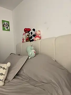 oriana zoeee online show from September 29, 2025, 2:29 am