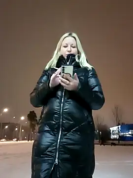 Snapshot of Arina_smiles chatting on February 9, 2025, 7:09 pm Arina smiles online show from February 9, 2025, 7:09 pm