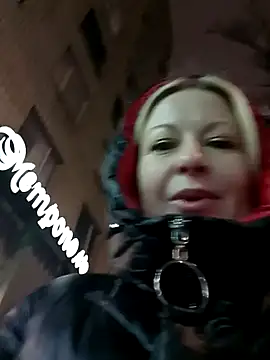 Snapshot of Arina_smiles chatting on February 8, 2025, 3:42 pm Arina smiles online show from February 8, 2025, 3:42 pm