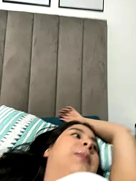 Mavie roses online show from November 28, 2025, 10:32 pm