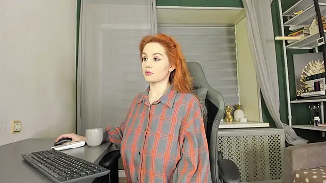 -Aariella- online show from June 9, 2026, 9:38 pm